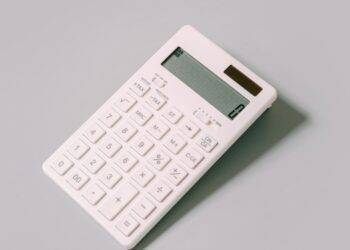 Calculator with sum null, taxes in Serbia